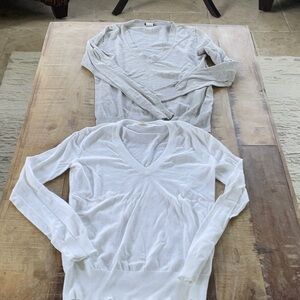 J Crew cotton v neck sweater lot. XS. Excellent condition.